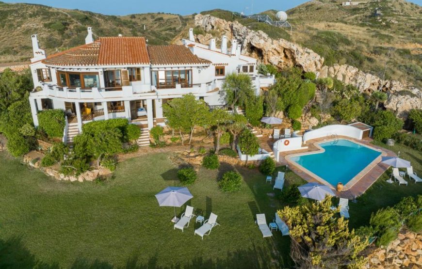 Villa di lusso sulla spiaggia di Fornells