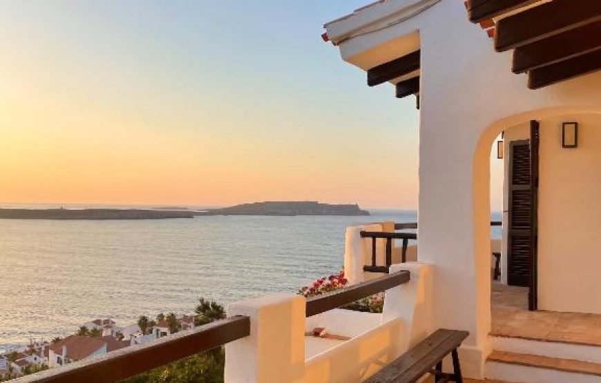 Villa di lusso sulla spiaggia di Fornells