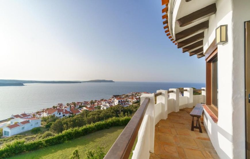 Villa di lusso sulla spiaggia di Fornells