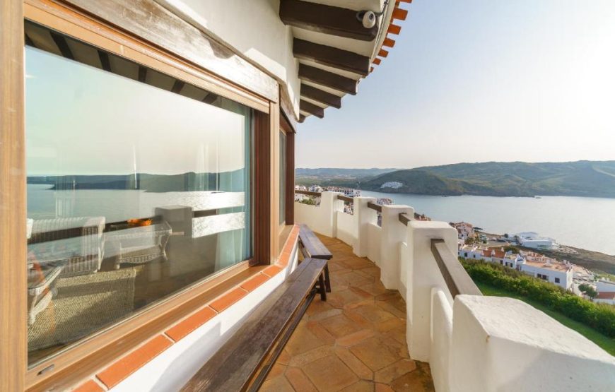 Villa di lusso sulla spiaggia di Fornells