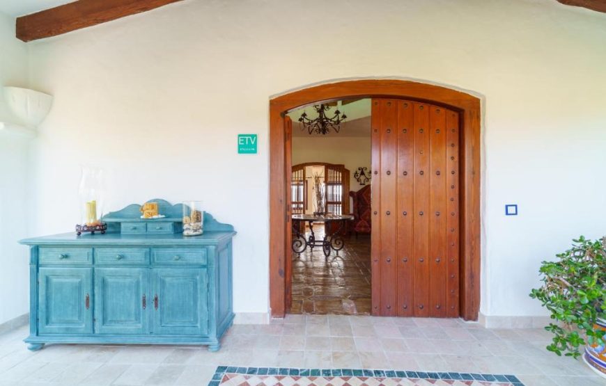 Villa di lusso sulla spiaggia di Fornells