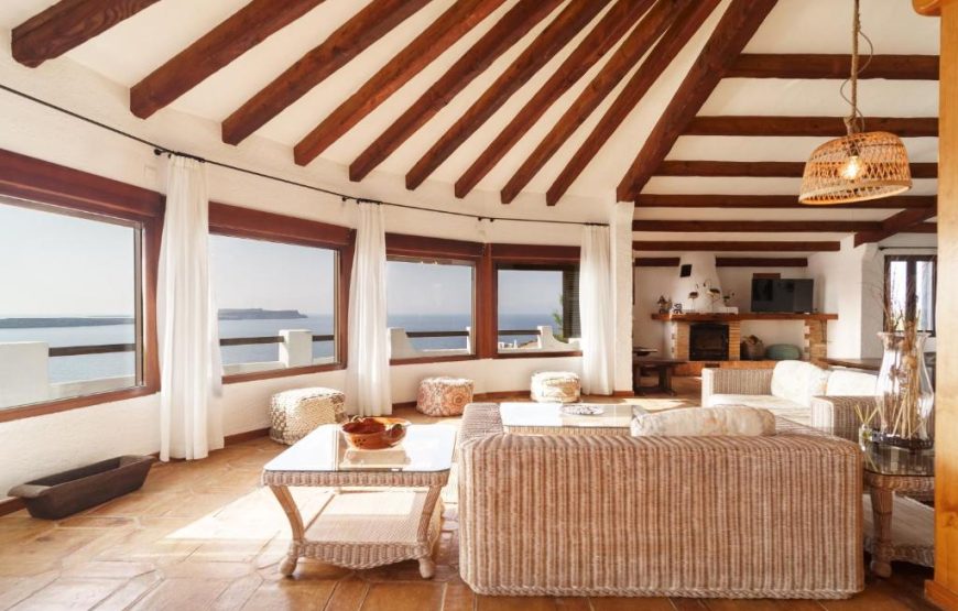 Villa di lusso sulla spiaggia di Fornells