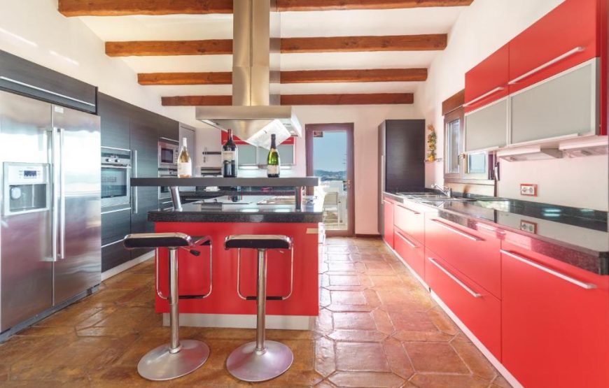 Villa di lusso sulla spiaggia di Fornells