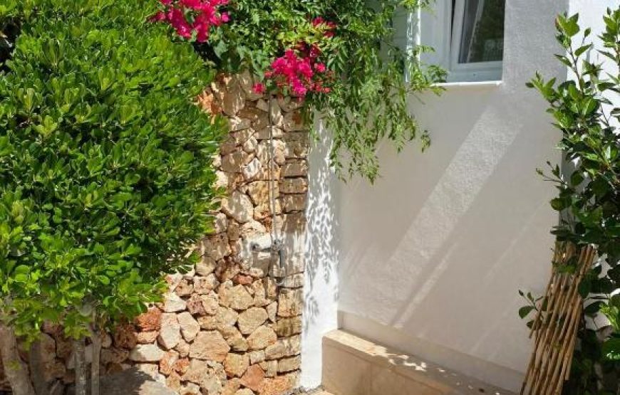 Es Chalet