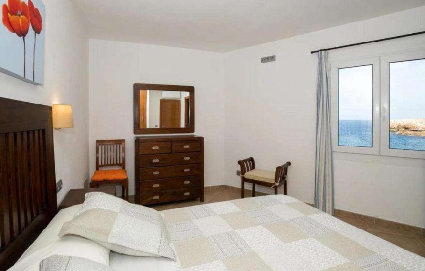 Menurka – Cala Blanca