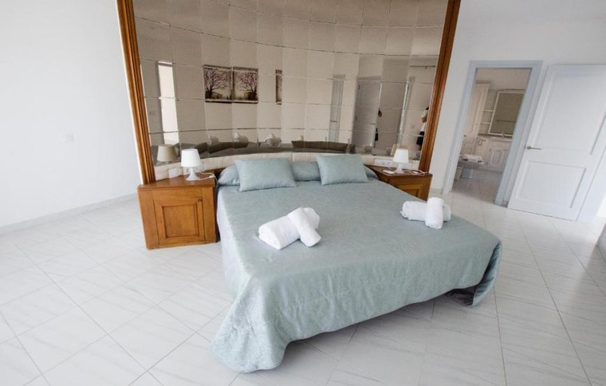 Villa Serpentona