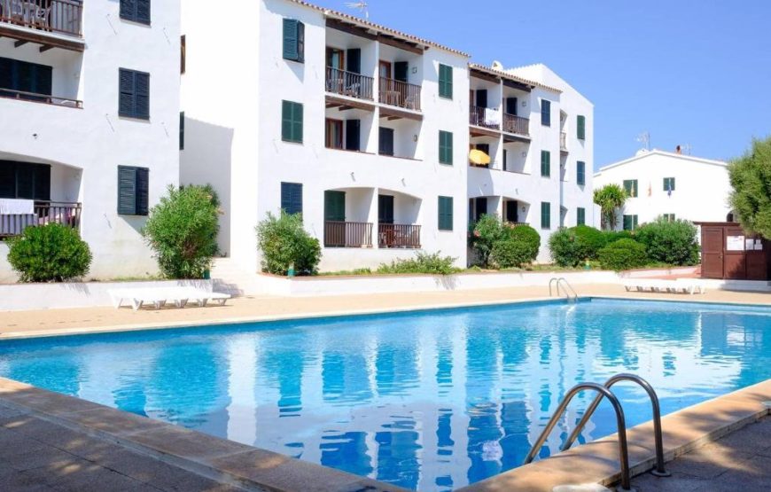 Vista sul mare e sulla piscina