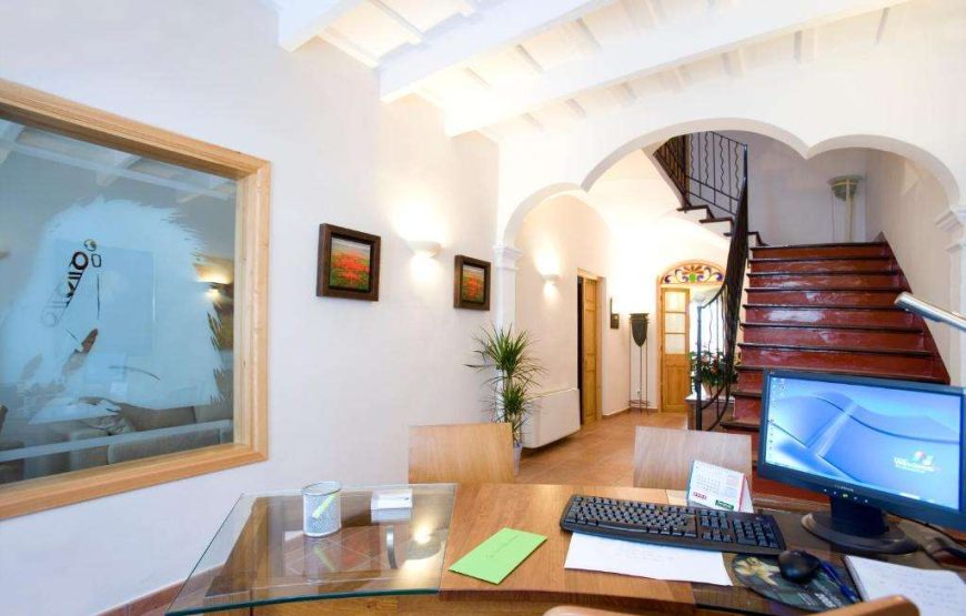 Hotel Es Mercadal